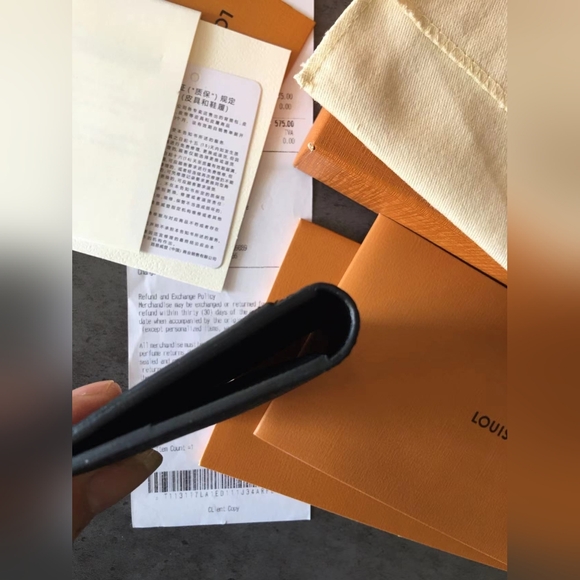 Louis Vuitton Pocket organizer - Picture 9 of 10